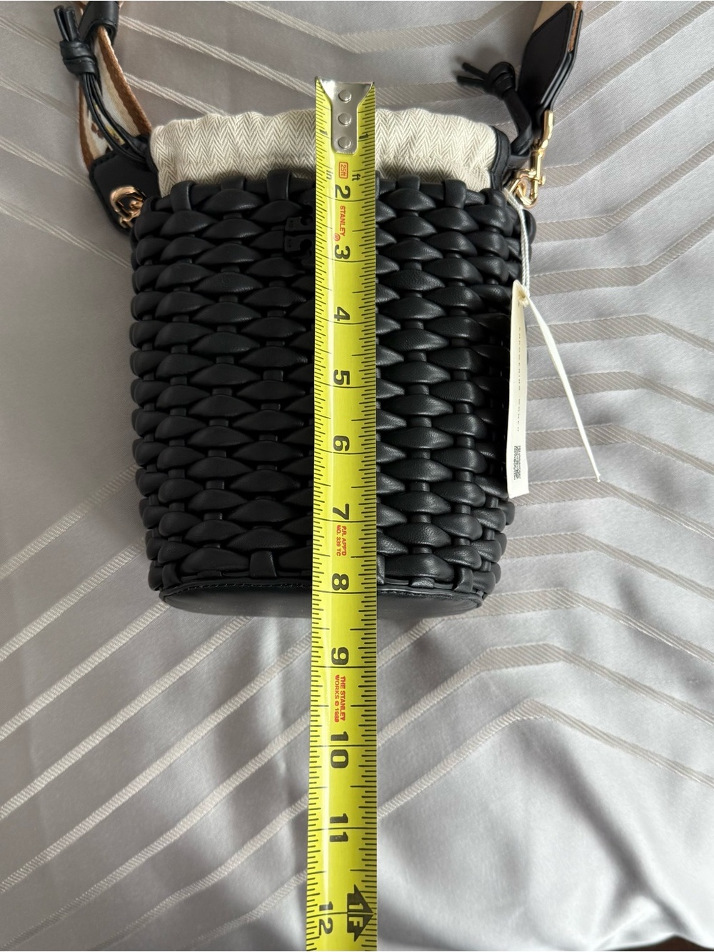 NWT Tory Burch Black Woven Leather Crossbody Bucket Bag w/Embroidered Strap - Picture 6 of 7
